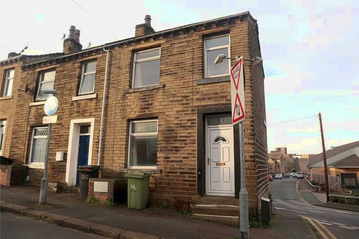 2 Bedroom Terraced House To Rent In Smithy Lane, Moldgreen, Huddersfield, HD5