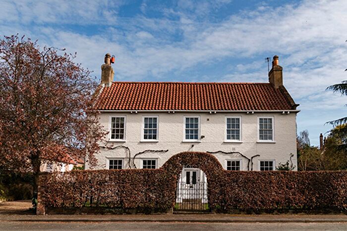 7 Bedroom Detached House For Sale In Ladywell Gate, Welton, Yorkshire, HU15