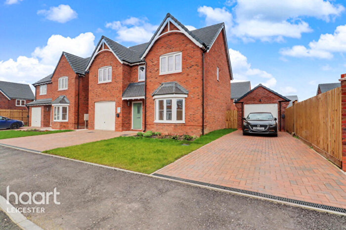 4 Bedroom Detached House For Sale In Blackthorn Drive, Stoke Golding, CV13