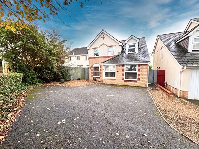 3 Bedroom Detached House For Sale In Maes Y Fedwen, Broadlands, Bridgend, CF31