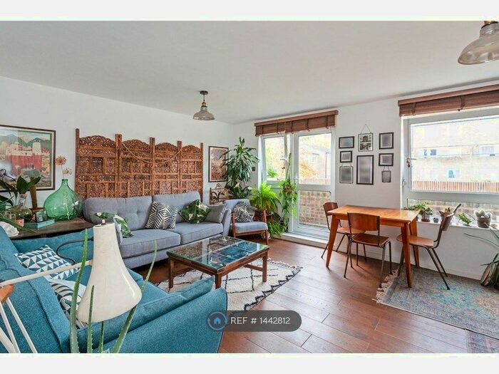 3 Bedroom Maisonette To Rent In Fowler House, London, SE5