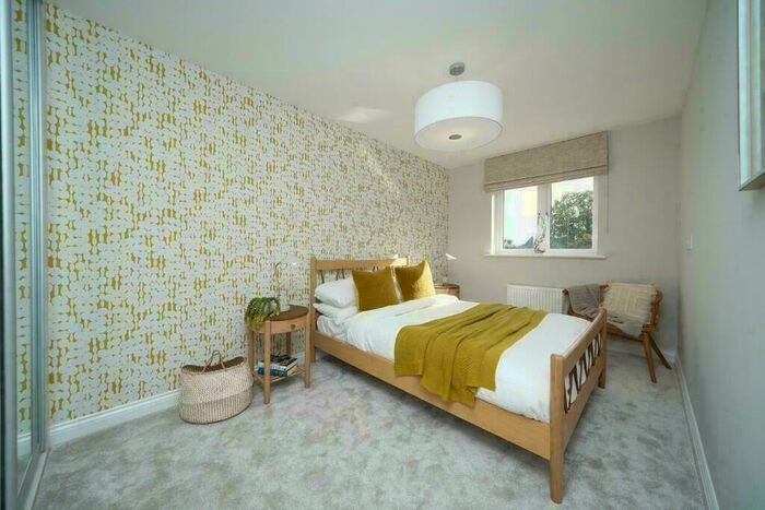 2 Bedroom Terraced House For Sale In Brook Road, Swindon, SN3