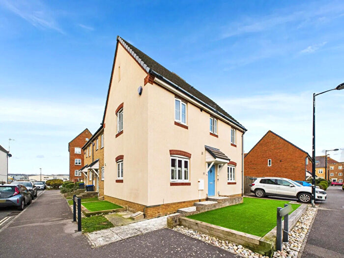3 Bedroom Detached House To Rent In Joseph Walk, Shoreham-by-Sea, BN43