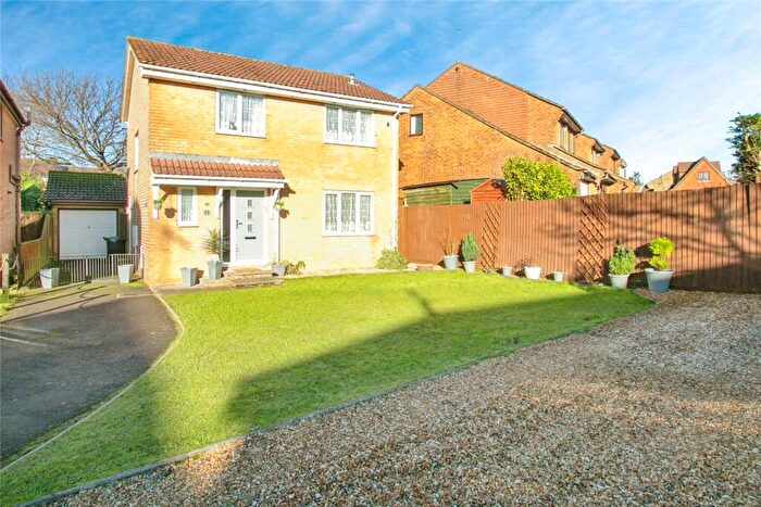 4 Bedroom Detached House For Sale In Godmanston Close, Poole, Dorset, BH17