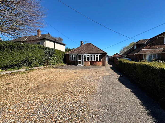 3 Bedroom Property To Rent In Wycombe Road, Prestwood, HP16