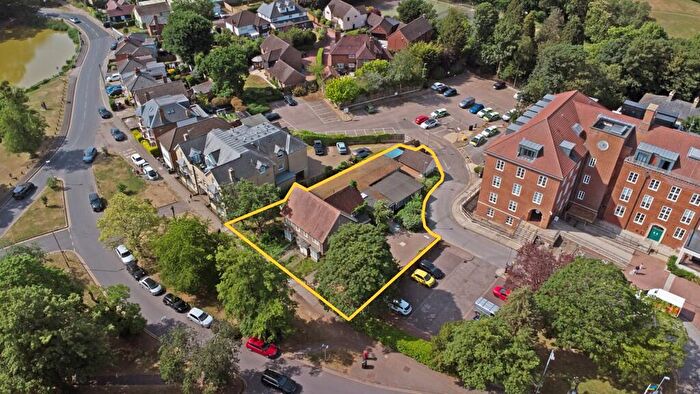Land For Sale In - Seven Arches Road, Brentwood, Essex, CM14