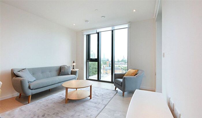 1 Bedroom Flat To Rent In St Gabriel Walk, Elephant And Castle, SE1