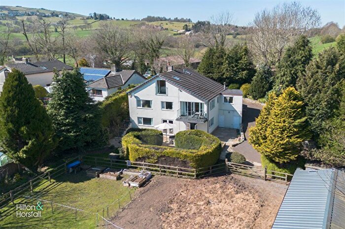 4 Bedroom Detached House For Sale In Hillside View, Cross Lane, Salterforth, BB18