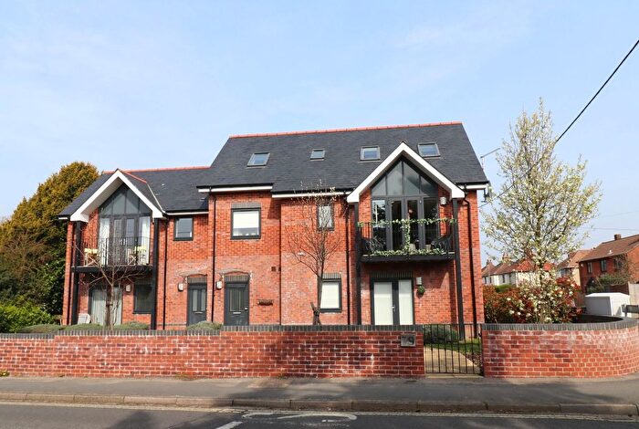 1 Bedroom Flat For Sale In Station Road, Netley Abbey, SO31