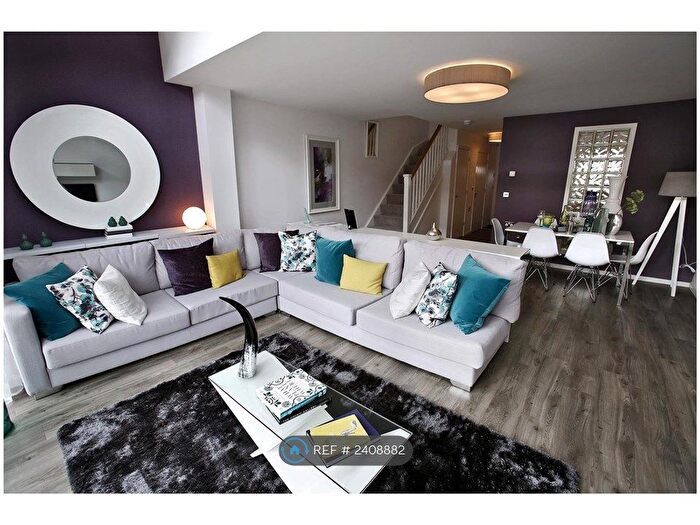 3 Bedroom Detached House To Rent In Water Meadow Lane, Salford, M7