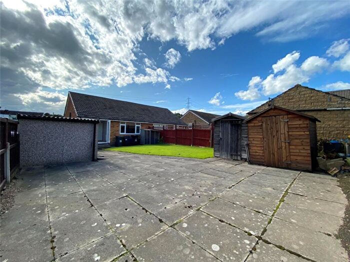 2 Bedroom Bungalow For Sale In Markfield Avenue, Low Moor, Bradford, BD12
