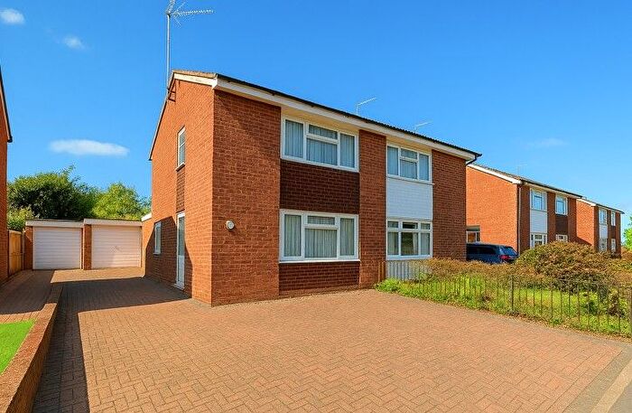 3 Bedroom Property To Rent In Molescroft Way, Tonbridge, TN9