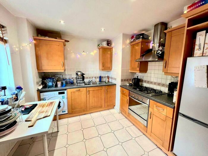 2 Bedroom Apartment To Rent In New Barns Avenue, Chorlton, M21