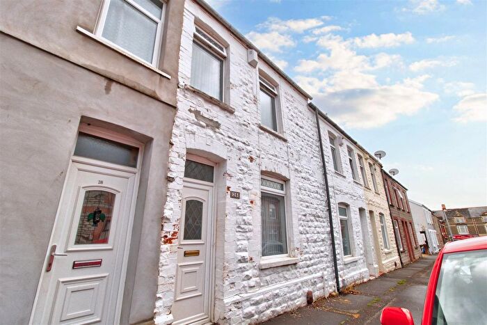 3 Bedroom Property To Rent In Brook Street, Barry, CF63