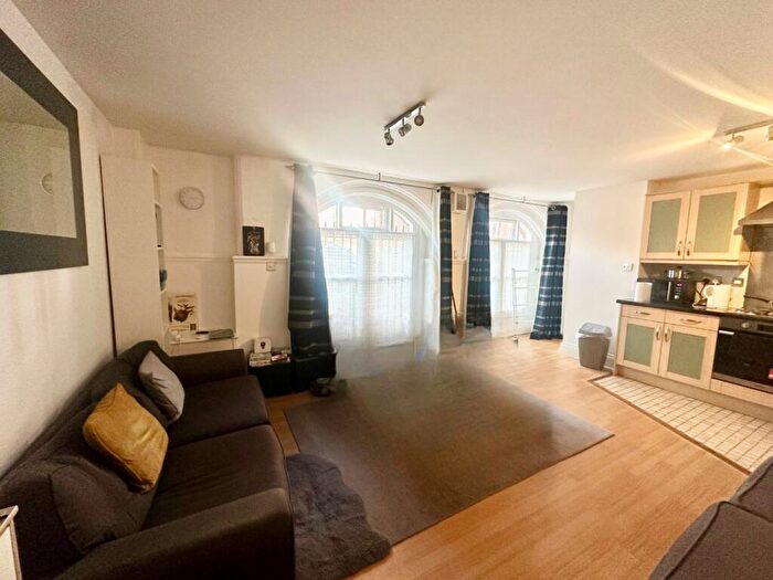 1 Bedroom Apartment To Rent In Charles House, Park Row, Nottingham, Nottinghamshire, NG1