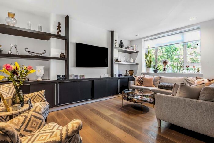 2 Bedroom Apartment To Rent In Charlbert Street, St Johns Wood, NW8