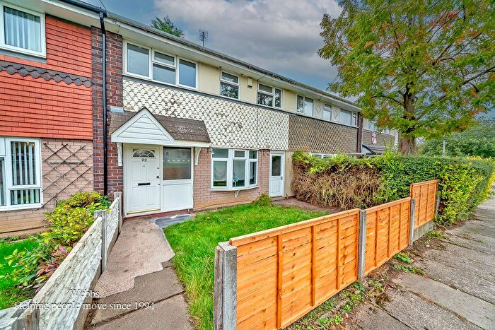 3 Bedroom Terraced House For Sale In Hadley Way, Walsall, WS2