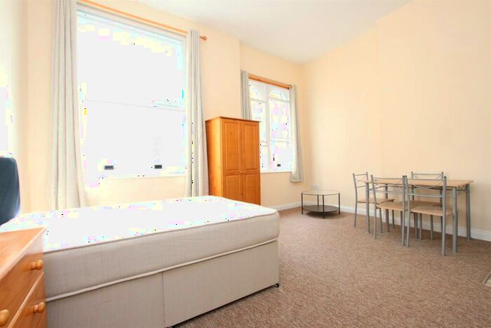 Flat To Rent In St. Stephens Street, Bristol, BS1