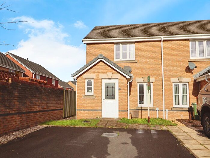 2 Bedroom End Terrace House For Sale In Worcester Court, Tonyrefail, Porth, CF39