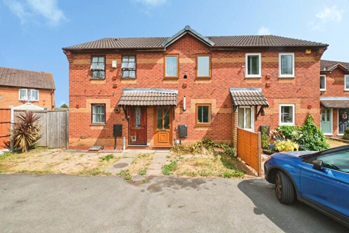 2 Bedroom Terraced House For Sale In Old Scott Close, Birmingham, West Midlands, B33
