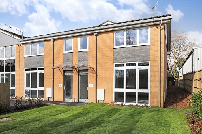 1 Bedroom Apartment To Rent In Millbrook Road East, Southampton, Hampshire, SO15