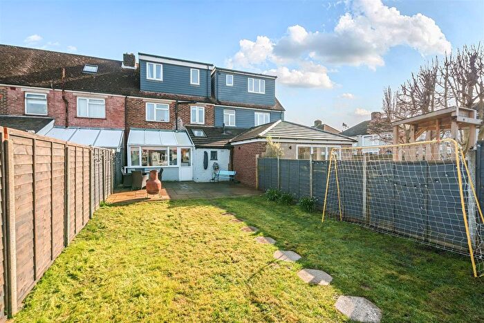 5 Bedroom Property For Sale In Beaulieu Avenue, Fareham, PO16