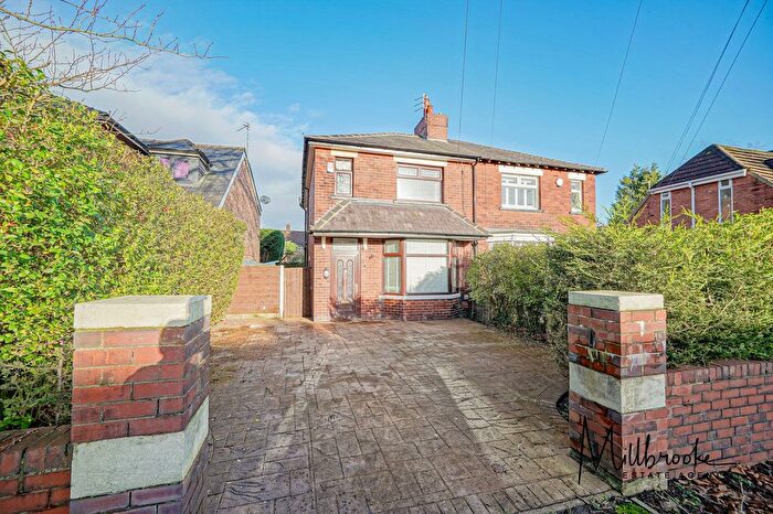 3 Bedroom Semi Detached House To Rent In Leigh Road, Worsley, M28