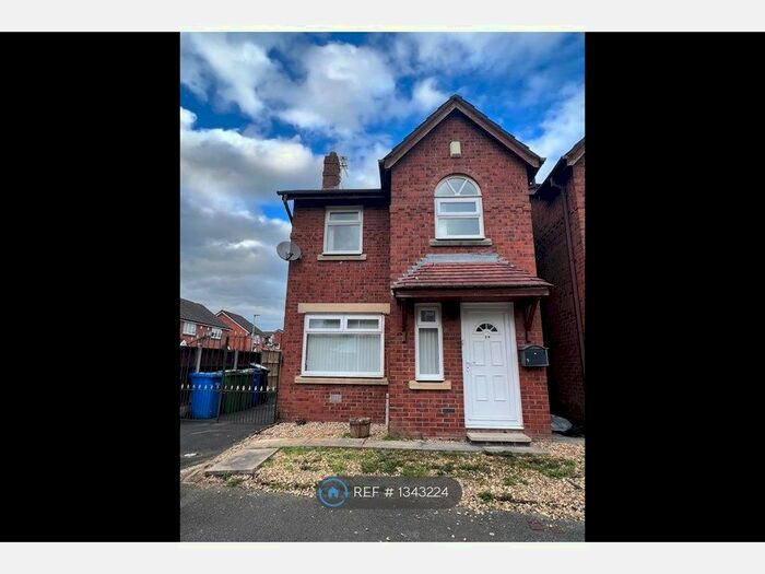 3 Bedroom Detached House To Rent In Helmsley Close, Bewsey, Warrington, WA5