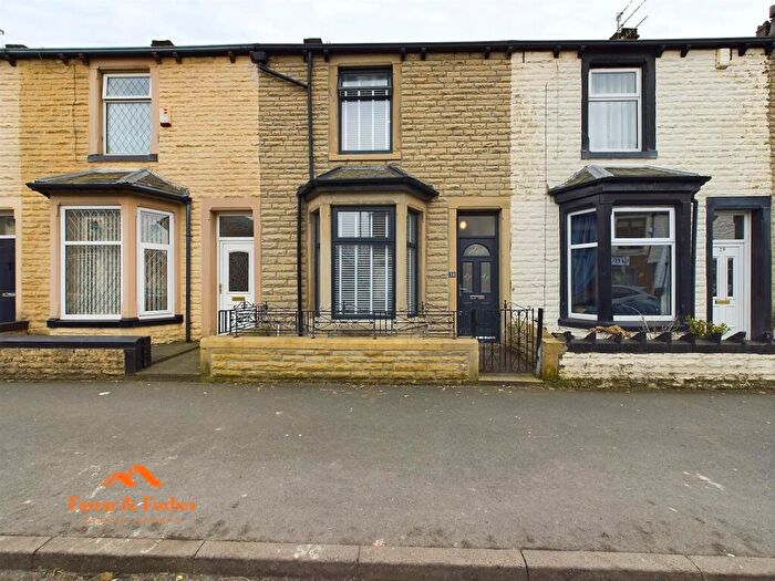 3 Bedroom Terraced House To Rent In Lyndhurst Road, Burnley, BB10