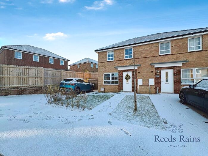 3 Bedroom Semi-Detached House For Sale In Larch Avenue, Newcastle Upon Tyne, Tyne And Wear, NE15