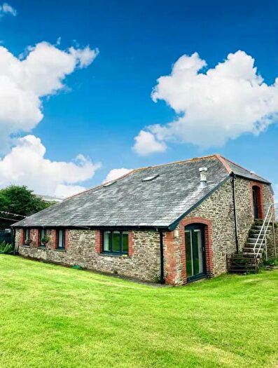 5 Bedroom Detached House To Rent In Polperro Road, Looe, PL13