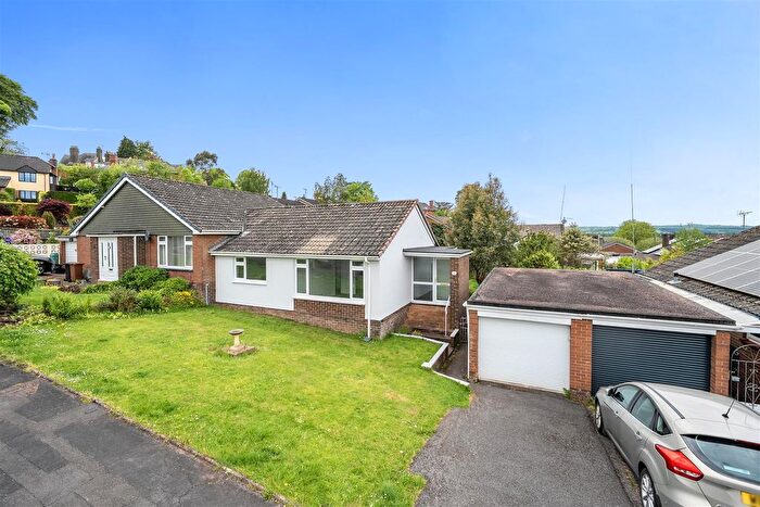 2 Bedroom Bungalow For Sale In Spurway Road, Tiverton, EX16
