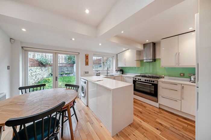 4 Bedroom Terraced House For Sale In Park Row, London, SE10