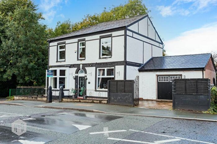 4 Bedroom Detached House For Sale In Hilton Lane, Worsley, M28