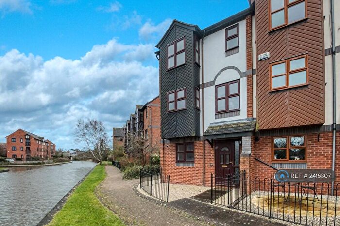 5 Bedroom End Of Terrace House To Rent In Howard Walk, Warwick, CV34