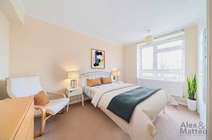 1 Bedroom Flat To Rent In Moodkee Street, Canada Water, SE16