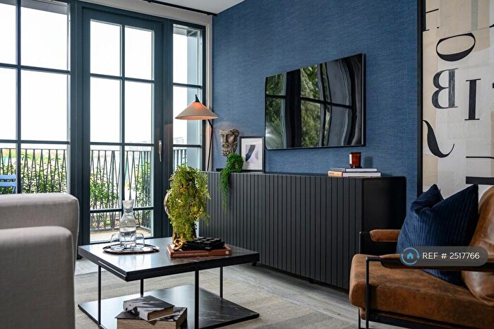 2 Bedroom Flat To Rent In Turing Way, Cambridge, CB3