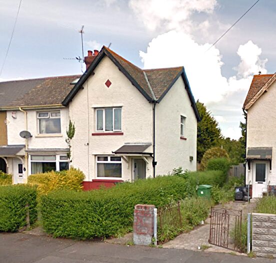 2 Bedroom End Of Terrace House To Rent In Kenmuir Road, Cardiff, CF24