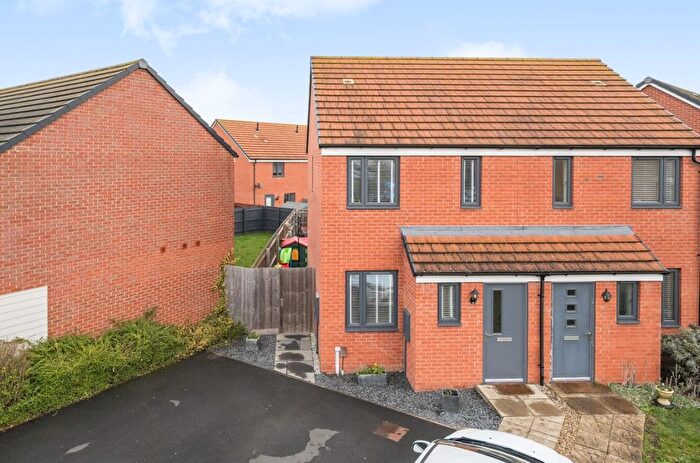 2 Bedroom Semi-Detached House For Sale In Goff Place, Wootton, MK43