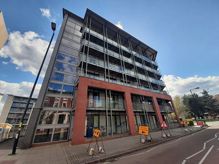2 Bedroom Apartment For Sale In Bath Row, Birmingham, B15