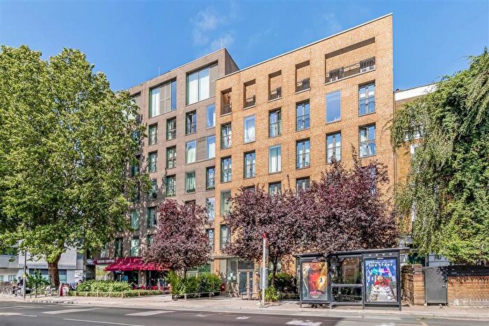 3 Bedroom Flat For Sale In Camden Road, Camden, NW1
