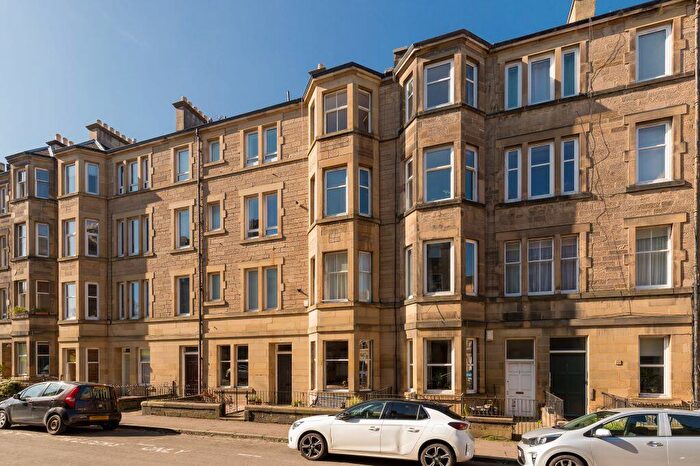 1 Bedroom Flat For Sale In / Ogilvie Terrace, Edinburgh, EH11