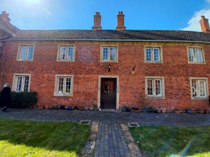 1 Bedroom Flat To Rent In Fen End Road West, Knowle, Solihull, B93