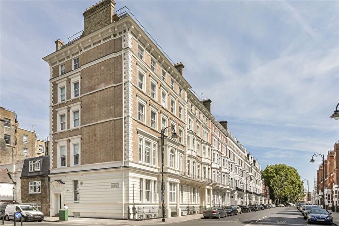 2 Bedroom Flat For Sale In Harrington Gardens, London, SW7