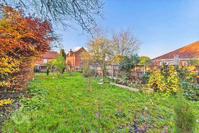 2 Bedroom Terraced House For Sale In Pople Street, Wymondham, Norwich, NR18