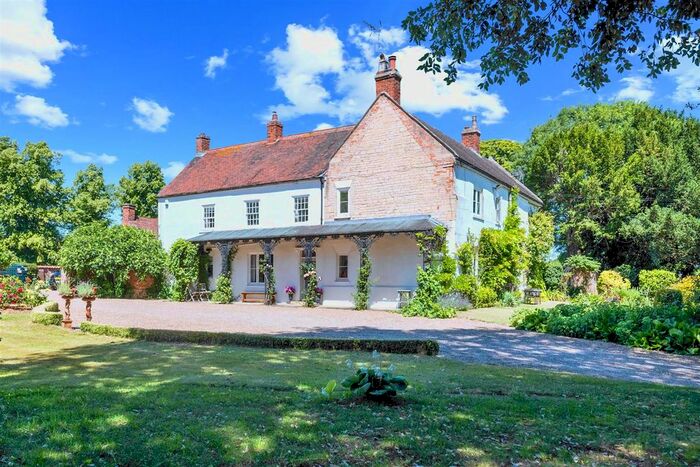 7 Bedroom Detached House For Sale In Stragglethorpe, Lincoln, LN5