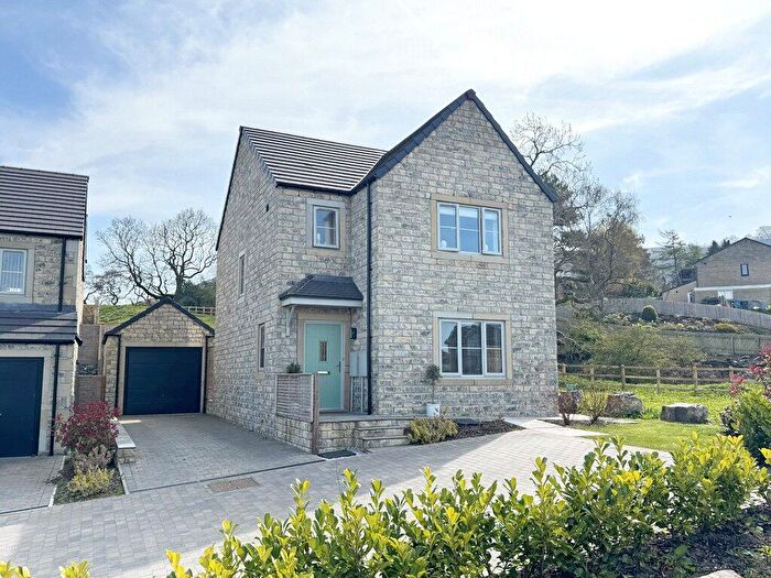 3 Bedroom Detached House For Sale In Holly Fold, Skipton, North Yorkshire, BD23