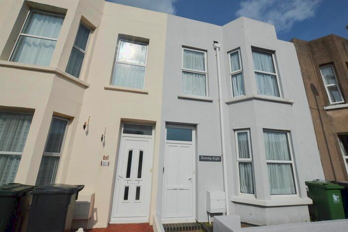 4 Bedroom Terraced House To Rent In Cambridge Road, Eastbourne, BN22