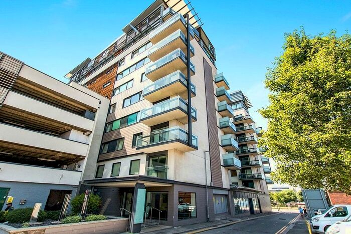 2 Bedroom Flat To Rent In Brayford Street, Lincoln, Lincolnshire, LN5