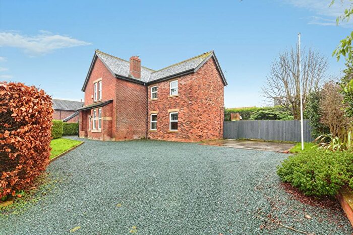 4 Bedroom Detached House For Sale In High Street, Preston, PR4